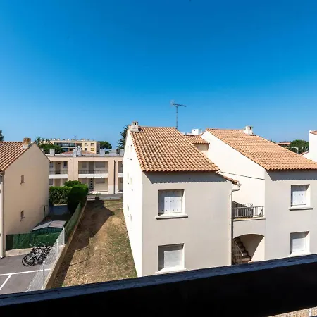 Les Huniers By Interhome Le Grau-du-Roi